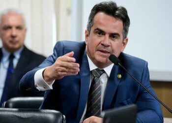 PF investiga relação entre senador e banco em proposta que impacta sistema financeiro.