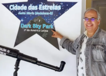 Professor da UENF desenvolve estudo sobre nova rota para Marte que pode reduzir em até três vezes o tempo de viagem ao planeta vermelho.