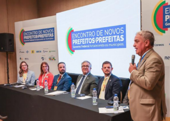 Congresso libera repasses para municípios inadimplentes após derrubar veto presidencial de Lula.