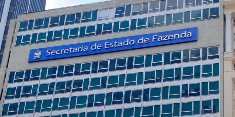 RIO TEM “CEMITÉRIO” DE PROCESSOS NA FAZENDA E NOVA GESTÃO HERDA BOMBA FISCAL