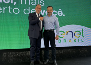 Enel Rio avança em obras na Costa Verde com duplicação de linha entre Angra dos Reis e Paraty, ampliando capacidade e estabilidade da rede elétrica.