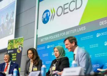 Em conferência da OCDE em Paris, ministro Wellington Dias afirmou que inclusão social e combate à pobreza são essenciais para o crescimento econômico sustentável.
