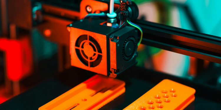 UERJ desenvolve tecnologia com impressão 3D e recursos táteis para facilitar o ensino de ciências a pessoas com deficiência visual.
