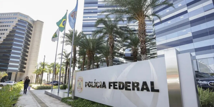 PF prende em Dubai investigado da Operação Compliance Zero ligado ao caso Banco Master. Suspeito será deportado ao Brasil após cooperação internacional.