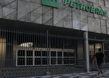 Governo federal anuncia R$ 37 bilhões em investimentos da Petrobras em SP, expansão do Sirius e programa de crédito para mobilidade urbana.