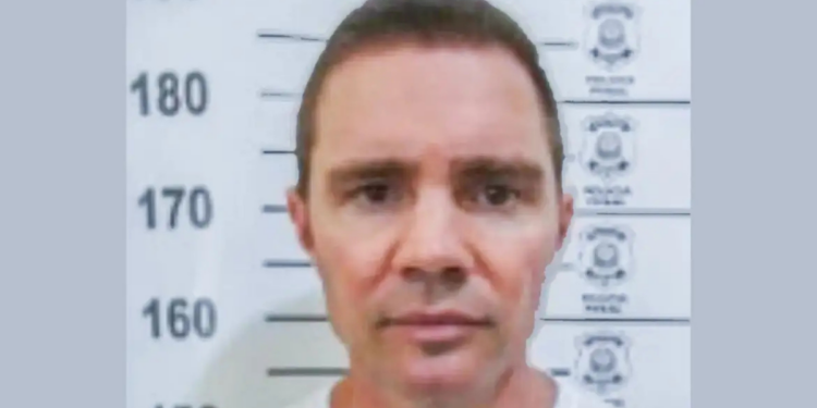 Daniel Vorcaro foi transferido para cela comum na PF em Brasília após decisão do ministro André Mendonça. Banqueiro é investigado na Operação Compliance Zero por supostas fraudes financeiras.