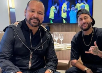 Neymar Pai comemorou a convocação do atacante para a Copa do Mundo de 2026. Jogador volta à Seleção após período de recuperação de lesão e forte expectativa para o Mundial.