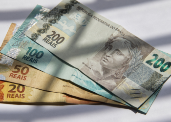 Microempreendedores individuais devem enviar a DASN-Simei até 31 de maio. Declaração é obrigatória mesmo sem faturamento e atraso gera multa.