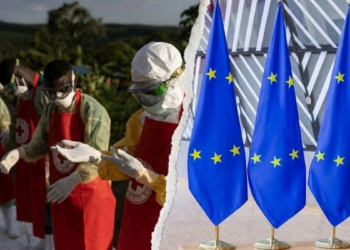 Médico dos EUA infectado com ebola no Congo é levado para Alemanha. OMS alerta para avanço do surto da variante Bundibugyo na África.