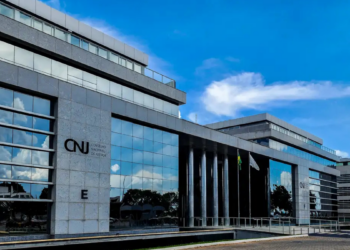 CNJ implementa novo modelo do Sisbajud que permite bloqueio de contas em até duas horas após decisão judicial e amplia alcance sobre novos depósitos.