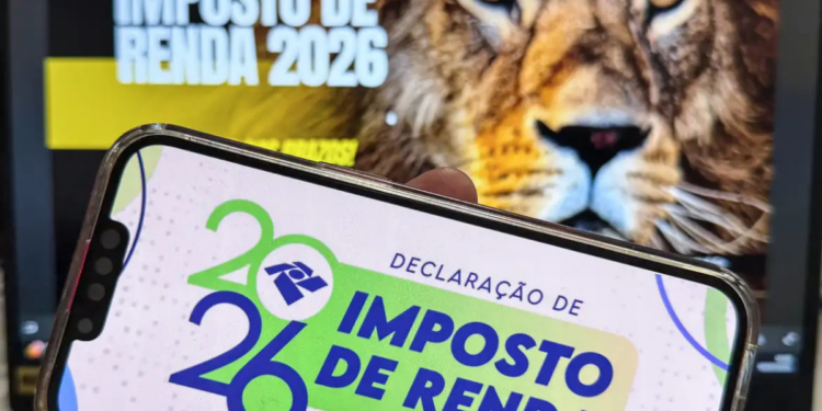 Receita Federal libera consulta ao 1º lote da restituição do Imposto de Renda 2025 com R$ 16 bilhões pagos a mais de 8 milhões de contribuintes.