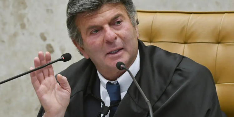 STF avança em julgamento sobre prisões de Henrique e Felipe Vorcaro, com maioria parcial pela manutenção das detenções no caso da Operação Compliance Zero.