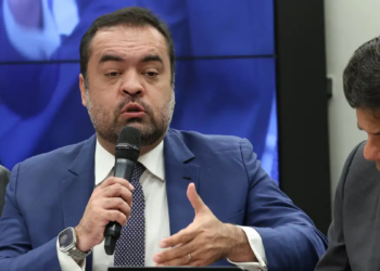 Polícia Federal deflagra nova fase da Operação Compliance Zero com buscas no RJ e DF para investigar suspeitas envolvendo até R$ 3 bilhões do Rioprevidência aplicados em fundos ligados ao Banco Master.