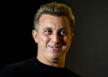 Falas de Luciano Huck sobre o Bolsa Família geram repercussão e fazem ressurgir debate sobre financiamento de R$ 17,7 milhões obtido no BNDES para compra de jatinho.