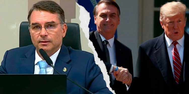 Flávio Bolsonaro esteve na Casa Branca e se reuniu com Donald Trump no Salão Oval. Senador afirma ter recebido uma “challenge coin” e comentou diálogo sobre Jair Bolsonaro durante o encontro.