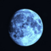 No dia 31 de maio, o céu terá a Lua Azul, fenômeno raro de duas luas cheias no mês, combinado com microlua, que deixa o satélite menor e menos brilhante.