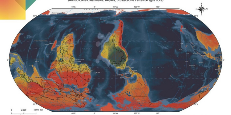 IBGE apresenta mapa-múndi inédito que reposiciona o Brasil e o Sul Global no centro do mundo, além de novas publicações oficiais sobre biodiversidade e estatísticas do país.