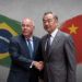 Ministro das Relações Exteriores Mauro Vieira visitará a China entre 31 de maio e 2 de junho para fortalecer relações bilaterais, cooperação econômica e articulação no BRICS.