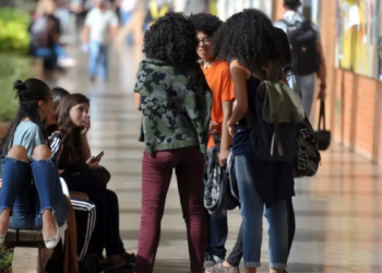 MDIC abre 670 vagas gratuitas em cursos de comércio exterior voltados a mulheres e pessoas negras. Inscrições já estão abertas no portal oficial.