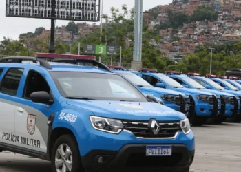 O Ministério Público do Rio denunciou dois policiais militares pela morte do empresário Daniel Patrício Santos de Oliveira, na Pavuna. PMs são acusados de homicídio triplamente qualificado.
