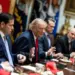 Câmara dos EUA impõe derrota rara a Trump e aprova medida para retirar tropas do conflito com o Irã