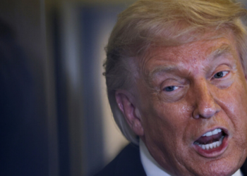 Donald Trump afirmou que o memorando de entendimento com o Irã ainda não é definitivo e ameaçou retomar bombardeios caso Teerã não cumpra as condições exigidas por Washington.