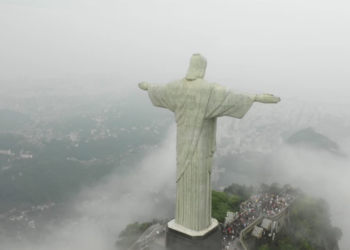Frente fria derruba temperaturas no Rio de Janeiro, que registrou a madrugada mais fria de 2026 durante o feriadão de Corpus Christi.