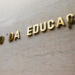 Plataforma MEC Idiomas supera 212 mil usuários cadastrados e oferece cursos gratuitos de inglês e espanhol com mais de 800 aulas, testes de proficiência e recursos de inteligência artificial.
