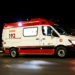 Equipes do Samu-RJ passam por treinamento especializado para atendimento de casos suspeitos de ebola. Medida preventiva inclui ambulâncias adaptadas e protocolos de biossegurança.