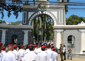 MPF recomenda suspensão do concurso do Colégio Militar do Rio de Janeiro por irregularidades em cotas raciais e pede reabertura de inscrições e nova prova.