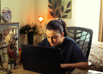 Estudo aponta que home office pode aumentar isolamento, ansiedade e depressão