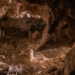 Estudo no Brasil analisa impactos do turismo em cavernas e propõe métodos para conciliar visitação e preservação de ecossistemas subterrâneos sensíveis.