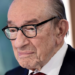 Alan Greenspan, ex-presidente do Federal Reserve dos EUA, morreu aos 100 anos. Ele comandou o banco central americano por quase 20 anos e influenciou a economia global.