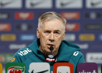 Carlo Ancelotti falou sobre Neymar e o jogo do Brasil contra a Escócia na Copa do Mundo. Técnico comentou atraso da coletiva e possível volta do camisa 10.