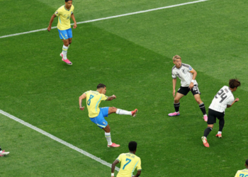 O Brasil derrotou o Japão por 2 a 1, de virada, e avançou às oitavas de final da Copa do Mundo de 2026. Casemiro e Gabriel Martinelli marcaram os gols da classificação brasileira.