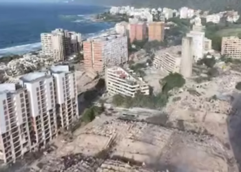 Equipes de resgate buscam sobreviventes em áreas destruídas pelos fortes terremotos que atingiram a Venezuela.