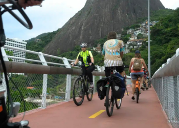 Especialistas defendem a ampliação das ciclovias e mais investimentos em mobilidade sustentável no Rio de Janeiro. Debate ganha destaque no Dia Mundial da Bicicleta e aborda segurança, inclusão e qualidade de vida.