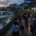 Greve dos rodoviários do Rio de Janeiro é suspensa após três dias de paralisação. Decisão foi tomada em assembleia da categoria nesta terça-feira.