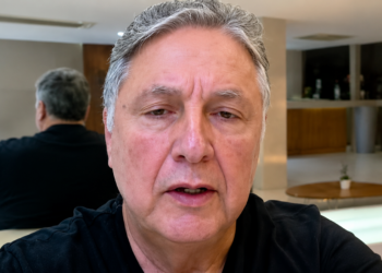 Garotinho afirma que sua defesa acionou o presidente do TSE para tentar garantir a validade dos votos após nova decisão judicial.
