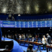Senado aprova MP do Frete, retira piso salarial de R$ 5 mil e mantém anistia