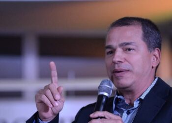 Primeiros meses de Frederico Paes em Campos ganham destaque por reajuste, empregos e saúde