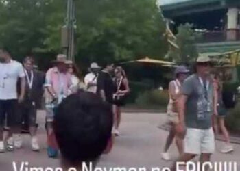 Neymar visita o Epic Universe, da Universal, durante período de descanso nos Estados Unidos após a eliminação brasileira na Copa de 2026.