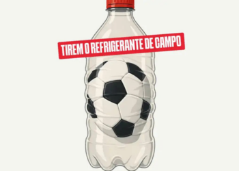 Campanha internacional pressiona a Fifa a encerrar até 2030 os patrocínios de fabricantes de refrigerantes e alerta para os impactos das bebidas açucaradas.