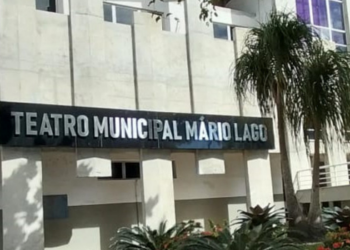 Teatro Municipal Mário Lago, em Saquarema, recebe Concerto de Violinos – Renascer na Música neste sábado, 4 de julho, às 18h, com entrada gratuita.