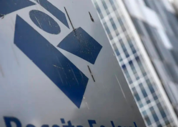 Receita Federal abre na quarta-feira (8) a consulta à restituição automática do Imposto de Renda. Cerca de 4 milhões de contribuintes poderão receber o pagamento em 15 de julho.