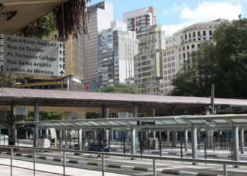 Rodoviários e empresas de ônibus do Rio de Janeiro não chegaram a acordo sobre reajuste salarial. Negociação será retomada na quarta-feira (8) no TRT-1.