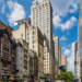Consulado do Brasil em Nova York suspende atendimento após evacuação preventiva em Manhattan devido ao risco de desabamento de prédio vizinho em obras.