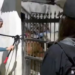 Polícia Civil do Rio investiga grupo suspeito de aplicar golpes contra servidores do TCE-RJ. Quadrilha usava falsos advogados e cobrava pagamentos antecipados por Pix.