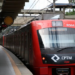 CPTM retoma por até 90 dias a operação das linhas 11-Coral, 12-Safira e 13-Jade após paralisações, superlotação e incêndio em um trem.