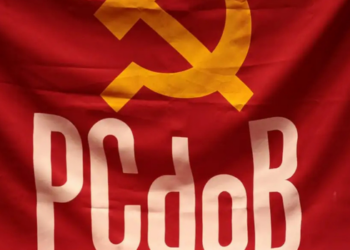 PCdoB oficializa apoio a Lula e Alckmin nas eleições de 2026 e define estratégias para ampliar sua bancada na Câmara dos Deputados.
